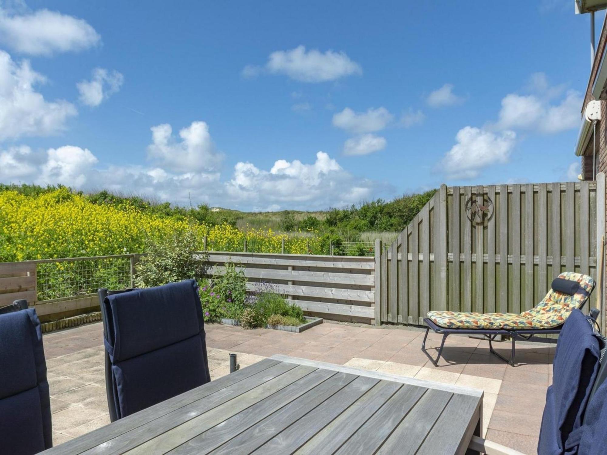 Alluring Coastal Apartment Callantsoog Esterno foto
